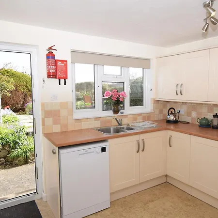 2 Bed In Wadebridge 87231 Egloshayle