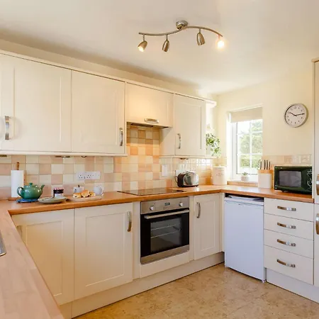 Holiday home 2 Bed In Wadebridge 87231 Egloshayle