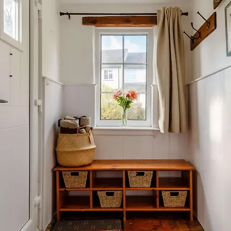 2 Bed In Wadebridge 87231 Holiday home